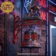 EchoRelic – AC/DC Limiterad Upplaga Samlarväggklocka